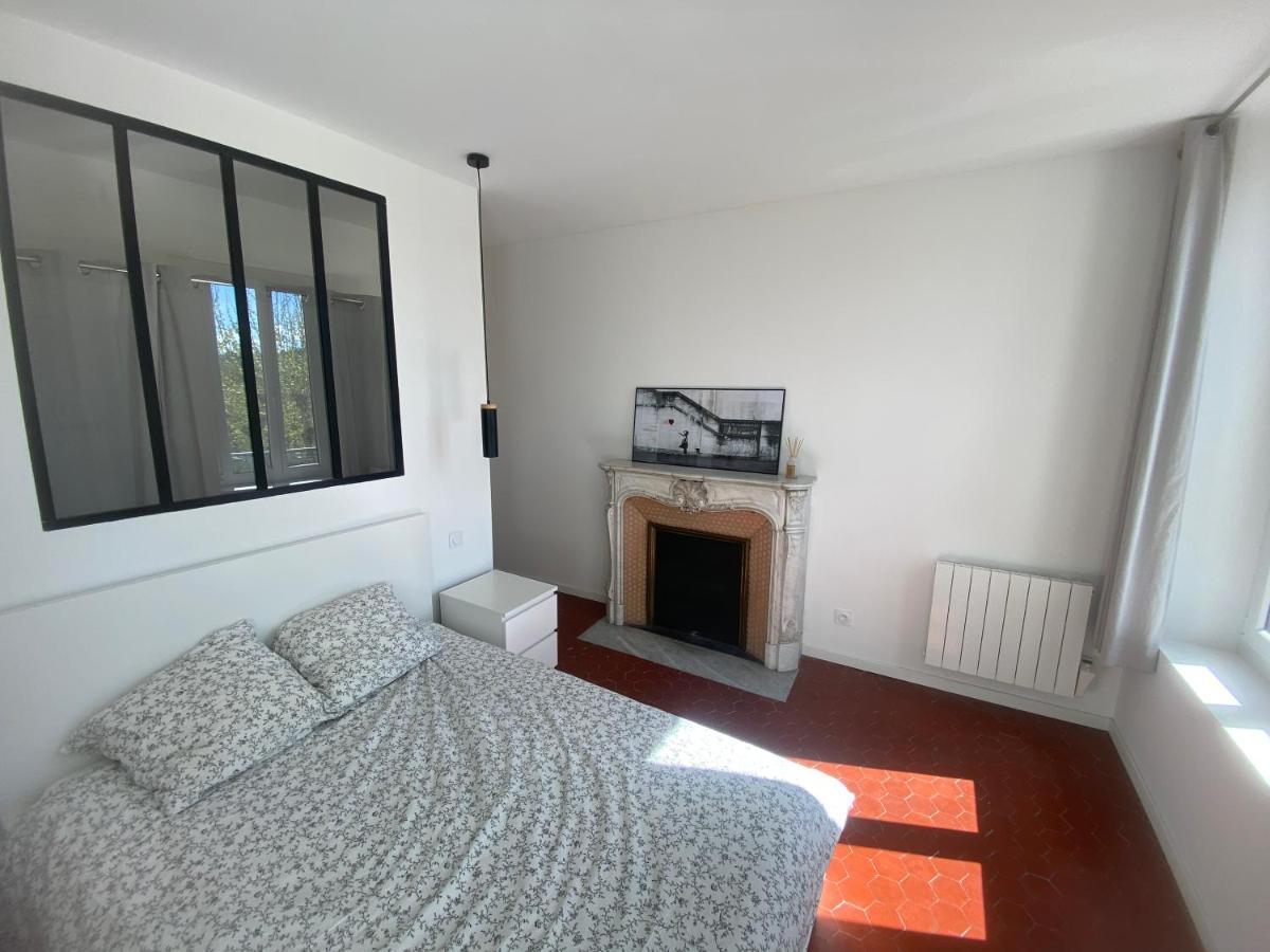 Charmant T3 Dans Le Centre Historique Apartment Маноск Екстериор снимка