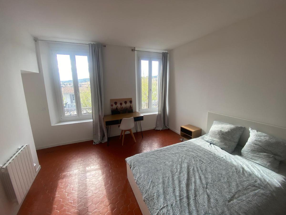 Charmant T3 Dans Le Centre Historique Apartment Маноск Екстериор снимка